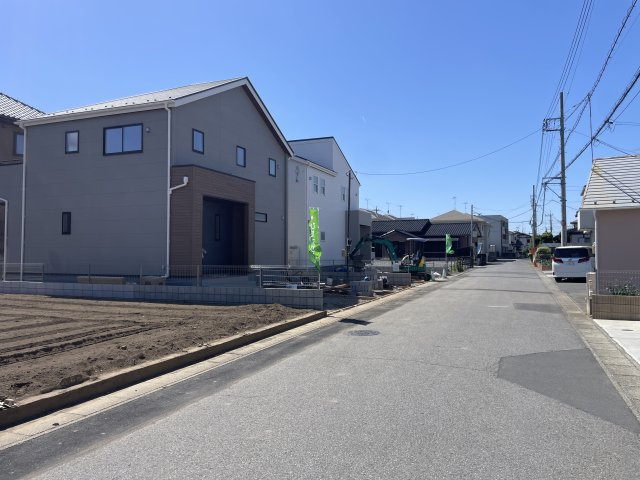 【前面道路含む現地写真】 | 深谷市上柴町東　リーブルガーデン　新築戸建　全2棟 2号棟 | 2/23撮影
