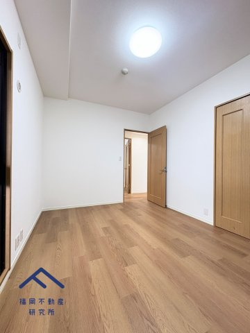 サンリヤンガーデン春日Ⅴ番館の洋室