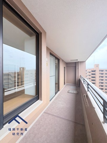 サンリヤンガーデン春日Ⅴ番館のバルコニー