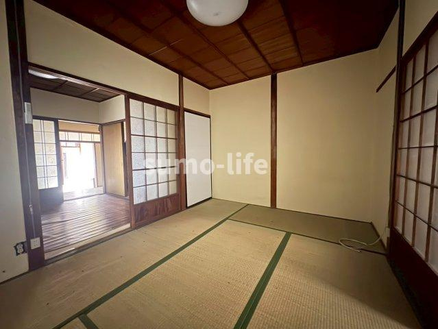 上ノ島貸家北棟の居間・リビング