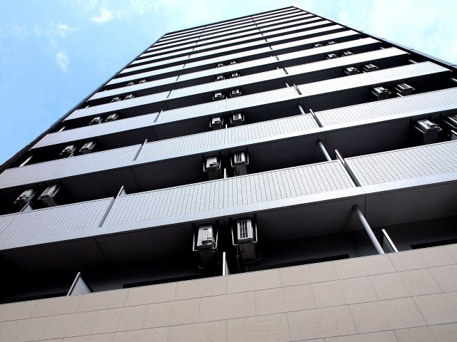 エステムプラザ難波ＷＥＳＴⅡプレディアの外観