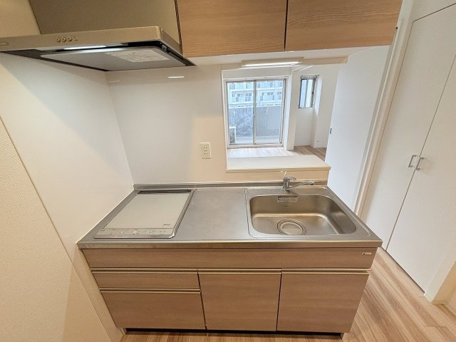 セレニテ新大阪プリエのキッチン