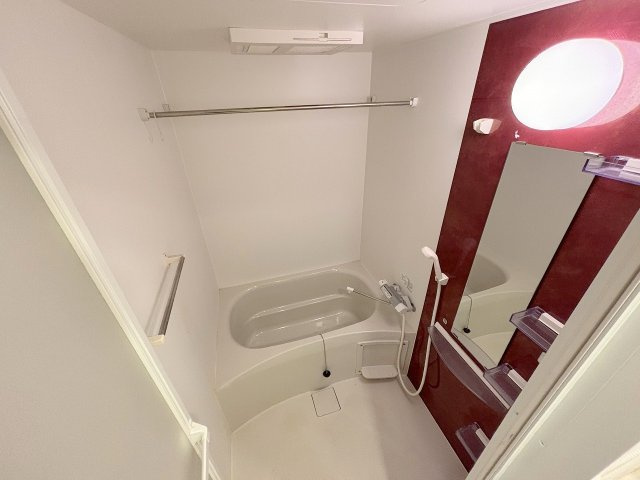 セレニテ新大阪プリエの浴室