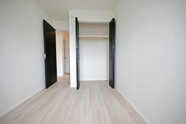 リナージュ塚口町5丁目新築一戸建て│2SLDK+駐車1台可の洋室|洋室4.4帖