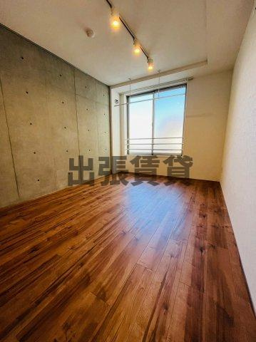 仲介手数料0円！！quador今池EASTの居間・リビング