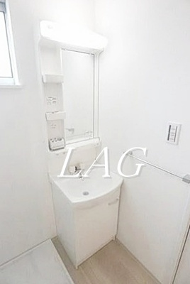 【洗面所】 | Ｔｅｒｒａｃｅ世田谷上町 | 独立洗面台です。