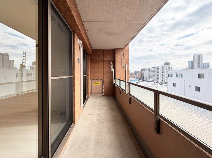 グランシティ東京イーストⅡ　7階　リ　フォーム済のバルコニー