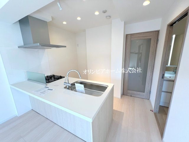 グランシティ東京イーストⅡ　7階　リ　フォーム済のキッチン