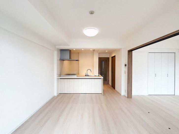 グランシティ東京イーストⅡ　7階　リ　フォーム済の居間・リビング