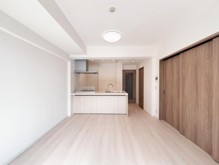 グランシティ東京イーストⅡ　7階　リ　フォーム済の居間・リビング