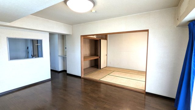 【居間・リビング】の画像