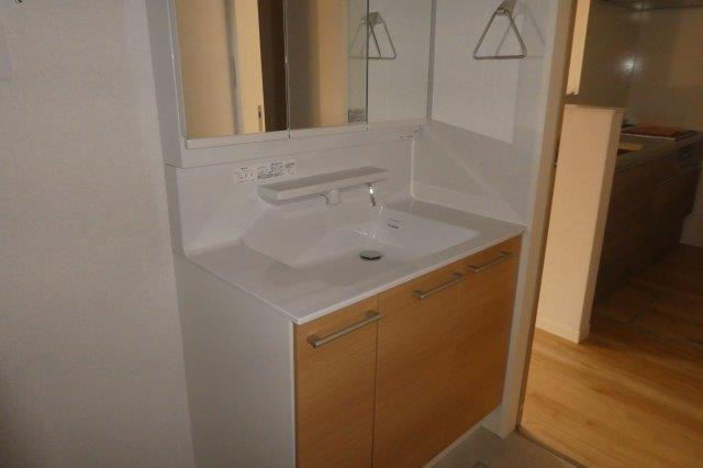 コモンドーレの独立洗面台|シャンプードレッサー