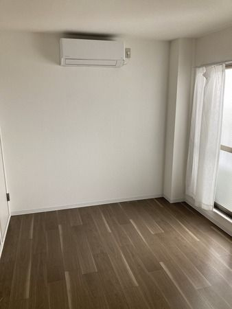 ハイツニッセイの居間・リビング