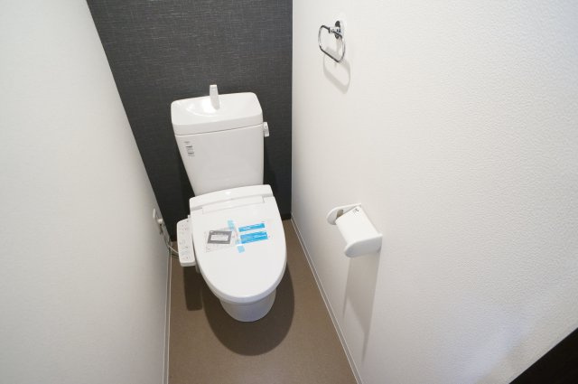 ジーメゾン法蓮町のトイレ