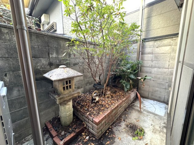 【庭】 | 紫野宮西町貸家