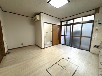 【居間・リビング】 | 紫野宮西町貸家