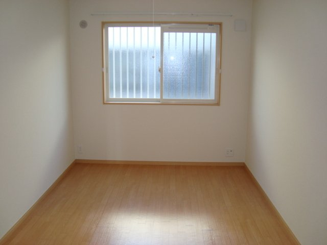 ワースファミリア・ユーの寝室|洋室