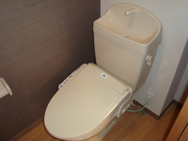 ワースファミリア・ユーのトイレ|シャワー付トイレ