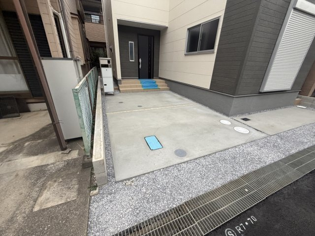 マイホームネクスト岩槻小溝Ⅱの駐車場