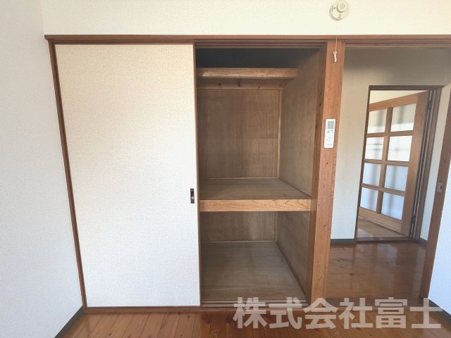 ヴィレッジ久里の収納