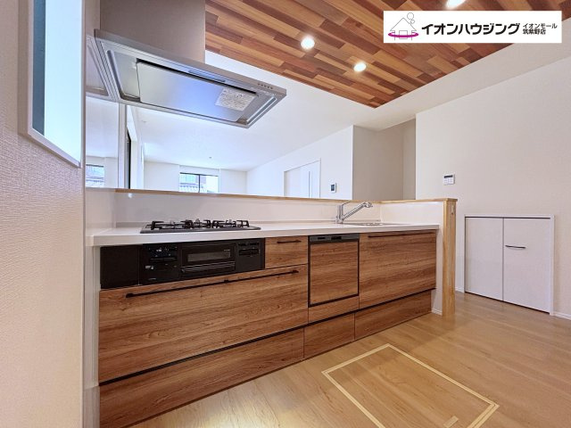春日市白水ヶ丘2丁目5期２号棟