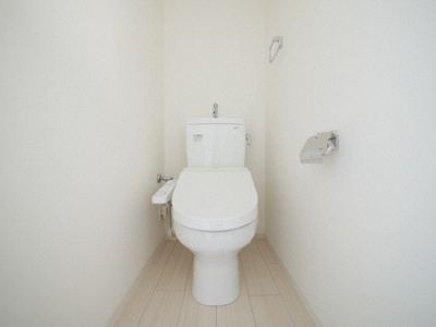 【トイレ】 | 公高貴王ビル | 落ち着いた色調のトイレです
