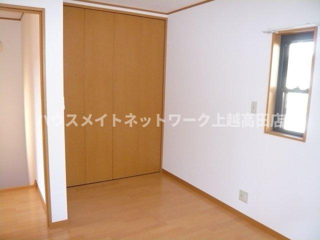 クレシエンテの寝室|洋室6.25帖