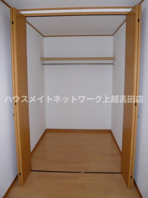 クレシエンテの収納|ウォークインクローゼット