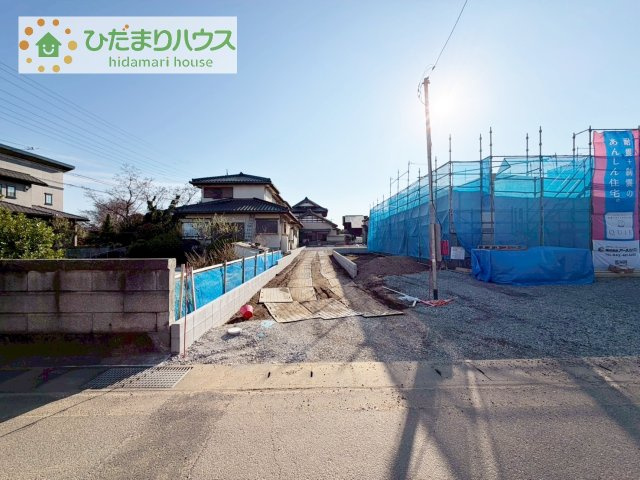 【駐車場】 | つくば市高見原第17　新築戸建　3号棟 | お近くの同仕様物件もご案内できます(*^^)v
お気軽にお問い合わせください☆