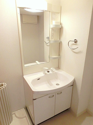 【洗面所】 | ヴィータローザCQレジデンス南千住 | 使いやすい洗面所です