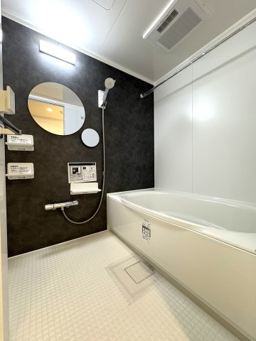 TERRACE DAYS FUJISAWA — 専用テラスのある暮らしの浴室