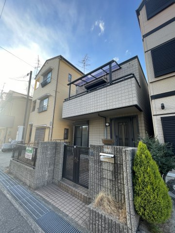 西代貸家の外観