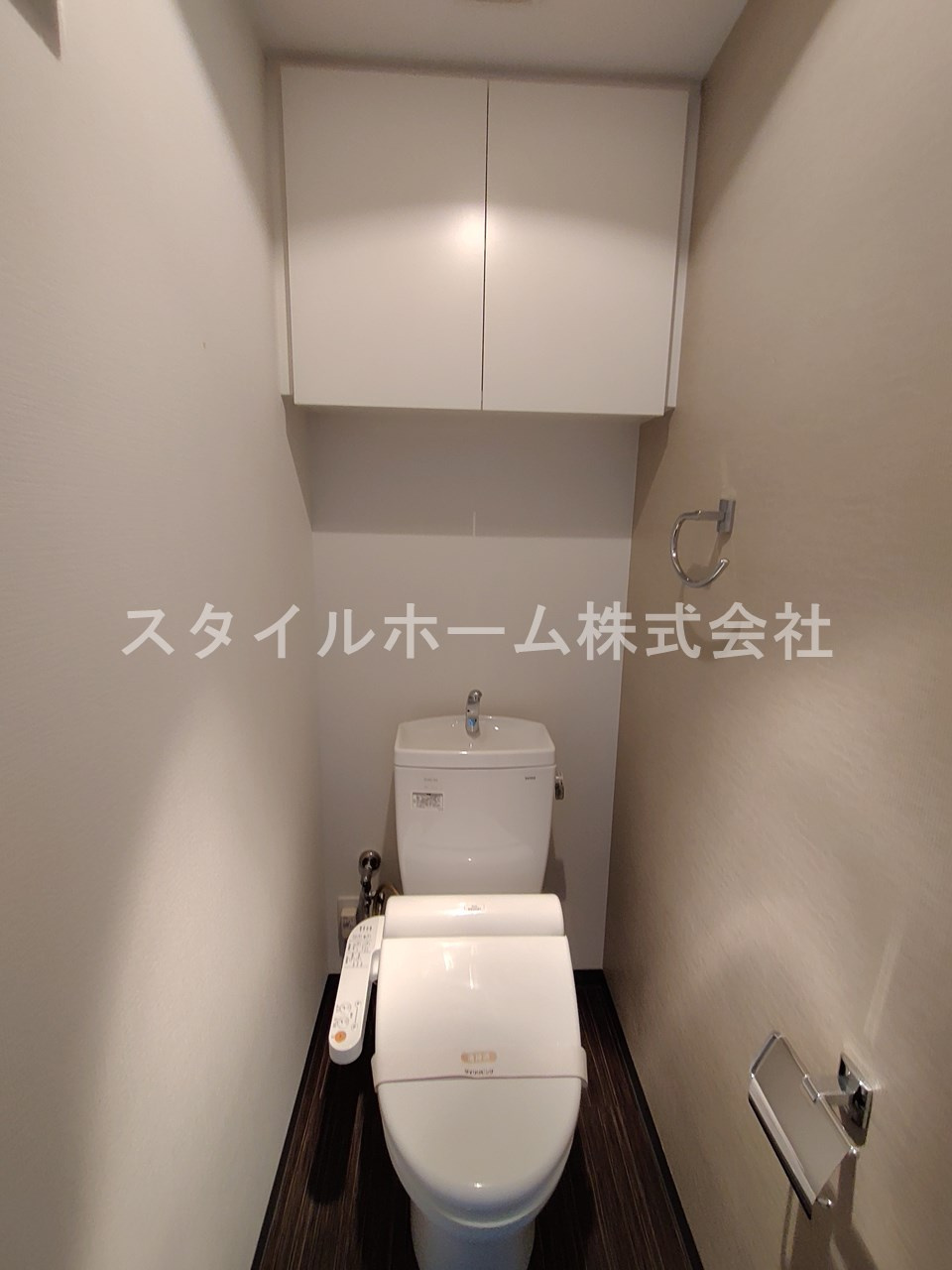 アン・ソレイユのトイレ|別部屋写真です。