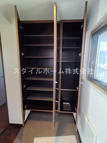 アン・ソレイユの収納|別部屋写真です。