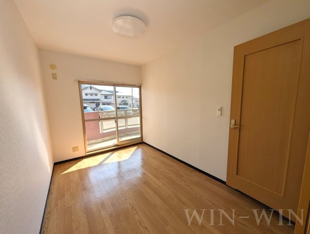 フローラ・リヴェールの寝室|イメージ（同建物内別部屋の写真です）