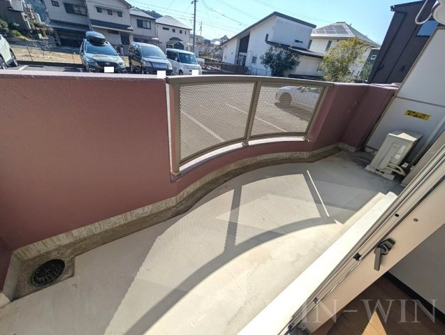 フローラ・リヴェールのバルコニー|イメージ（同建物内別部屋の写真です）