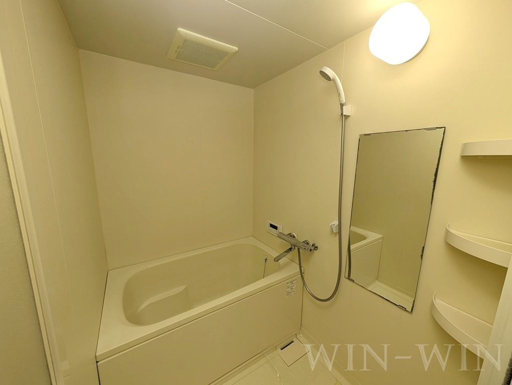 フローラ・リヴェールの浴室|イメージ（同建物内別部屋の写真です）