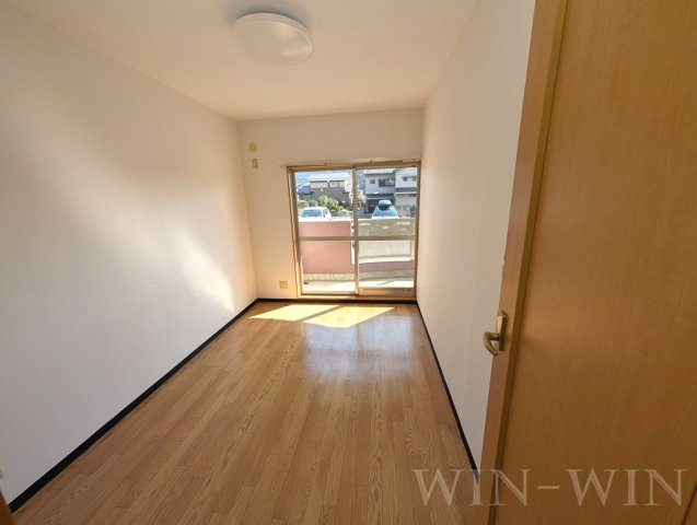 フローラ・リヴェールの寝室|イメージ（同建物内別部屋の写真です）