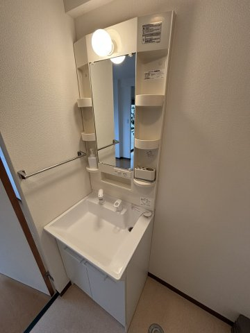 すかる梅満の独立洗面台