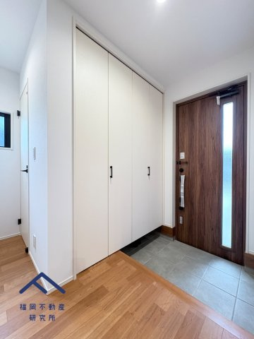 小郡市津古　戸建ての玄関