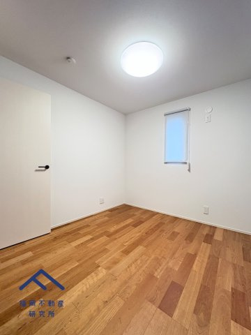 小郡市津古　戸建ての洋室