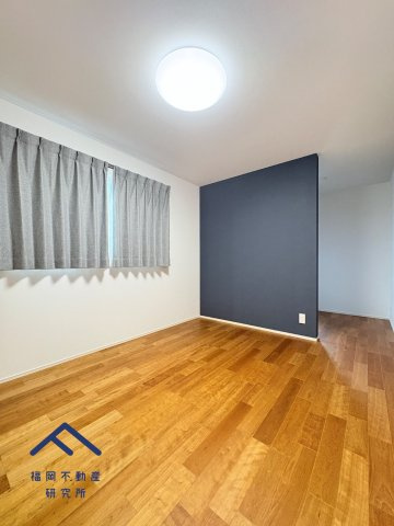 小郡市津古　戸建ての洋室