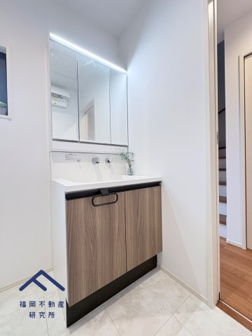 小郡市津古　戸建ての独立洗面台