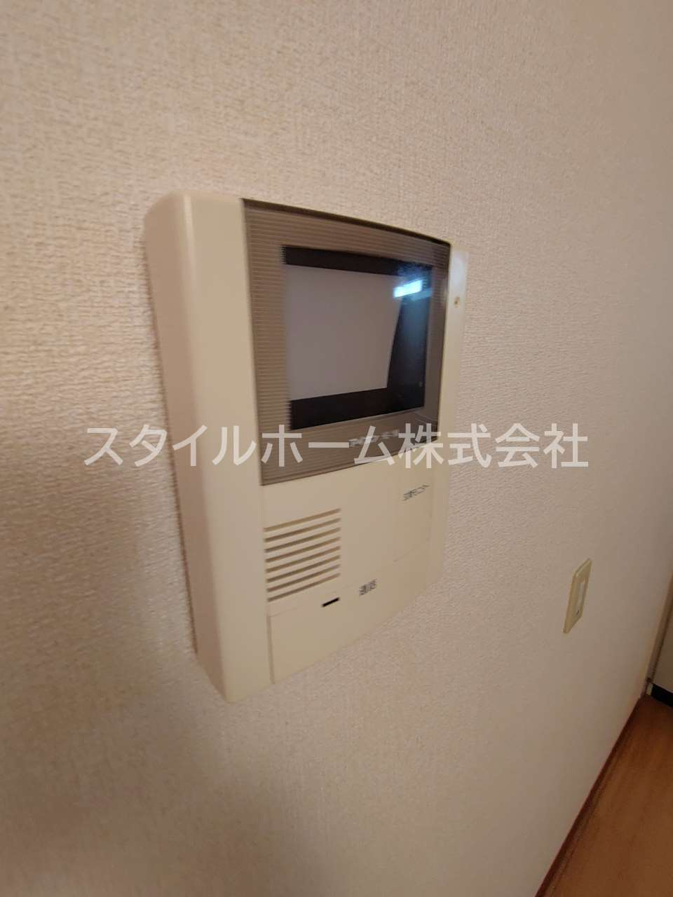 ユトリロ馬場町のセキュリティ|同建物内別部屋の写真です。