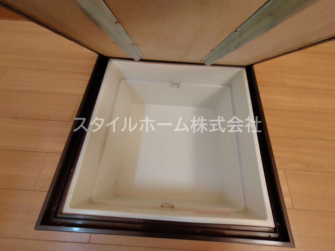 ユトリロ馬場町の玄関|同建物内別部屋の写真です。