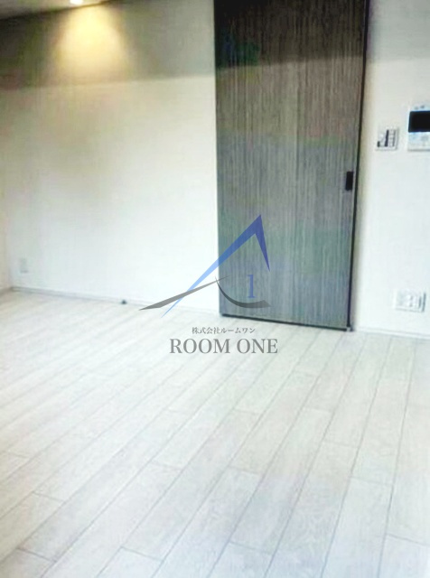 ＬＵＭＥＥＤ池袋の居間・リビング|洋室のお部屋です。