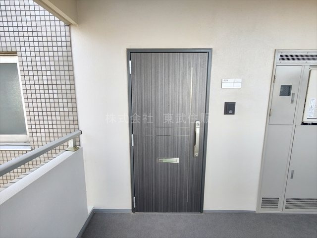 【構造・工法・仕様】 | リバーサイド川越 | 落ち着いた玄関です