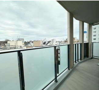 【バルコニー】