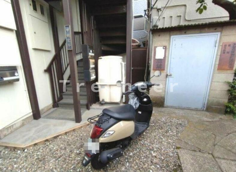 甲州ビルのその他