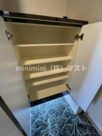 エルミタージュ難波南Ⅲの収納|別部屋参考写真